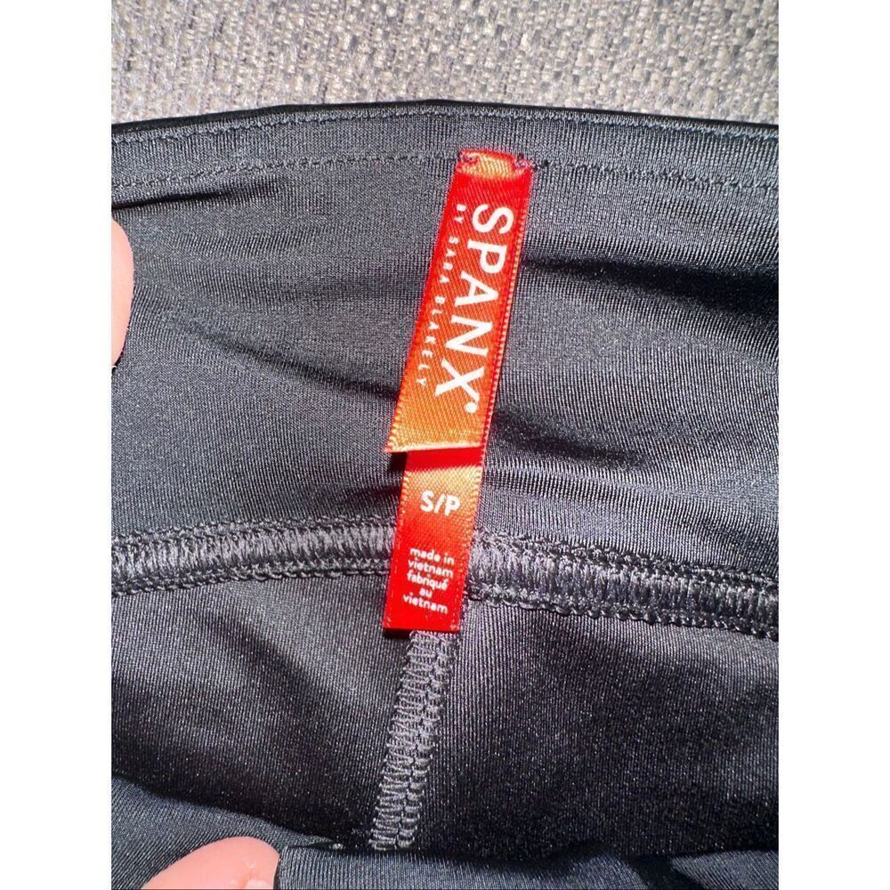 Spanx Women's Faux Patent Leather Leggings Small Black - Picture 4 of 4